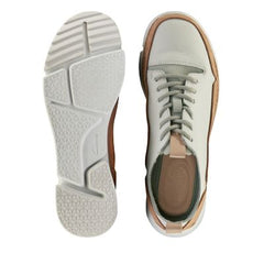 Tri Spark. White Leather - 26135330 by Clarks