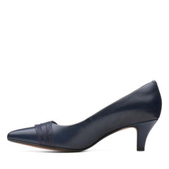 Linvale Madie Navy - 26138697 by Clarks
