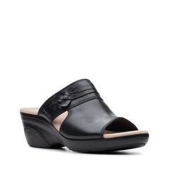 Lynette Trudie Black Leather - 26140682 by Clarks