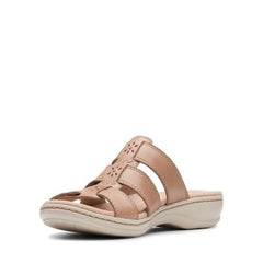 Leisa Spring Sand Combi - 26142821 by Clarks