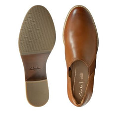 Netley Bright Tan Leather - 26143744 by Clarks