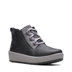 Step North Mid Black - 26145962 by Clarks