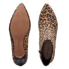 Linvale Sea Leopard Print - 26146456 by Clarks