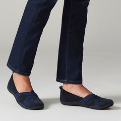 Haley Jay Navy Suede - 26146930 by Clarks