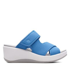 Step Cali Wave Blue - 26149238 by Clarks