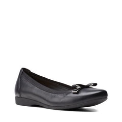 Un Darcey Bow Black Leather - 26151519 by Clarks