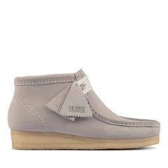 Wallabee Boot. Blue Grey Suede - 26154166 by Clarks