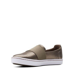 Pawley Wes Metallic - 26154371 by Clarks