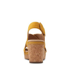 Giselle Cove Yellow - 26158206 by Clarks