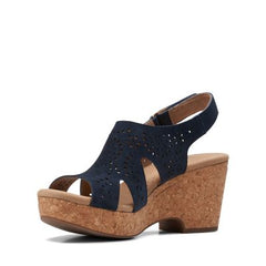 Giselle Bay Navy - 26159447 by Clarks