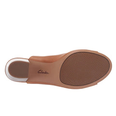 Clarks Deloria Gia 40100 (Tan Leather)